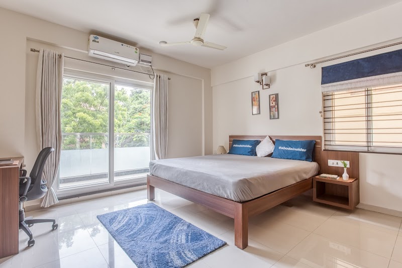 Housr Fonzworth - Housr Fonzworth 2711/A, 1st Cross Rd, opp. BEML Main, Geethanjali Layout, HAL 3rd Stage, Bhoomi Reddy Colony, New Thippasandra, Bengaluru, Karnataka 560075, India