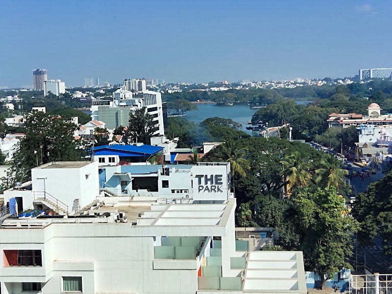 Taj MG Road, Bengaluru - Taj MG Road, Bengaluru No. 41/3, Mahatma Gandhi Rd, Yellappa Garden, Yellappa Chetty Layout, Sivanchetti Gardens, Bengaluru, Karnataka 560001, India