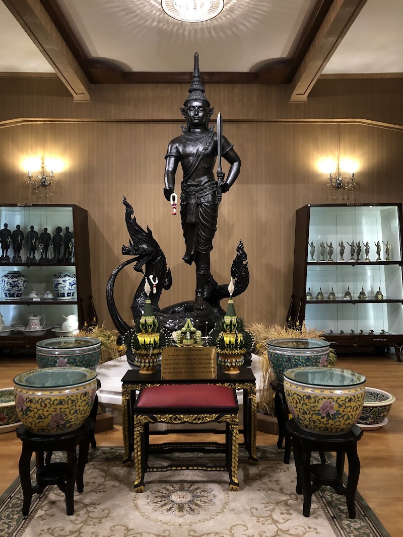 Ministry of Agriculture and Cooperatives - Ministry of Agriculture and Cooperatives, 3 Thanon Ratchadamnoen Klang, Khwaeng Ban Phan Thom, Khet Phra Nakhon, Krung Thep Maha Nakhon 10200, Thailand