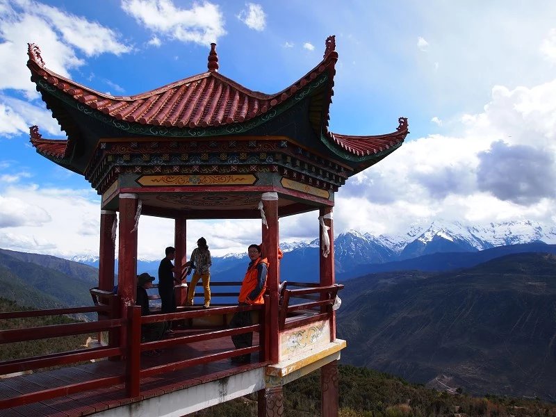 Meili Snow Mountain Lookout - Meili Snow Mountain Lookout, CWW6+GGH, Deqen, Diqing Tibetan Autonomous Prefecture, Yunnan, China, 674599