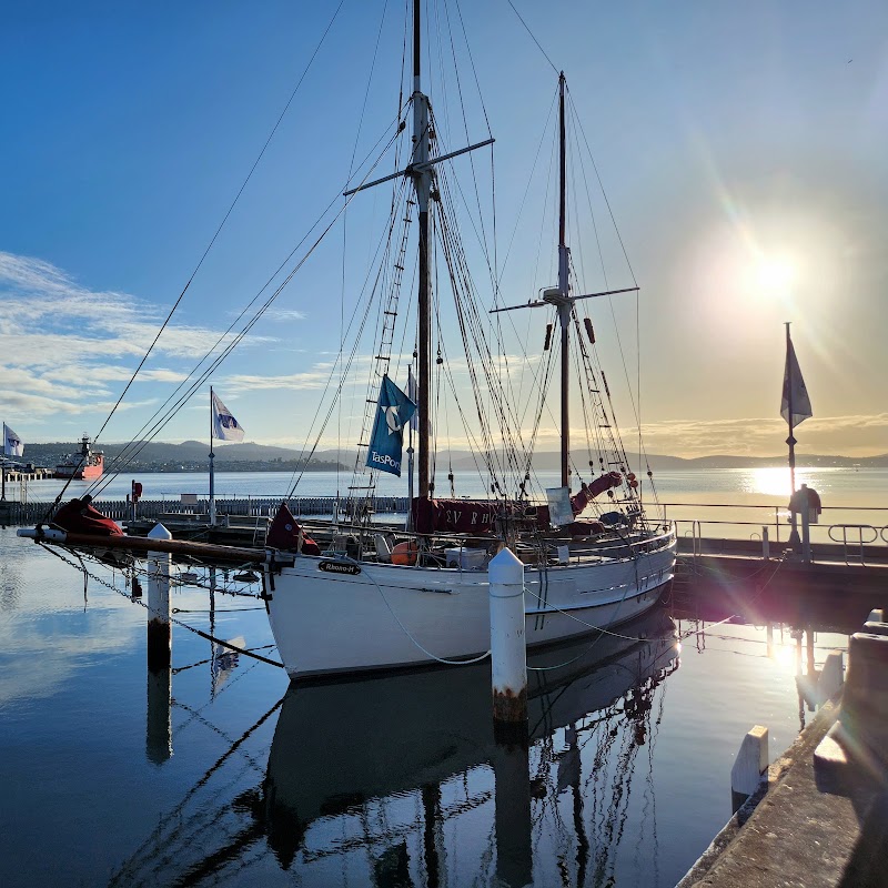Elizabeth Street Pier - Elizabeth Street Pier, Unit 22/4 Franklin Whrf, Hobart TAS 7000, Australia