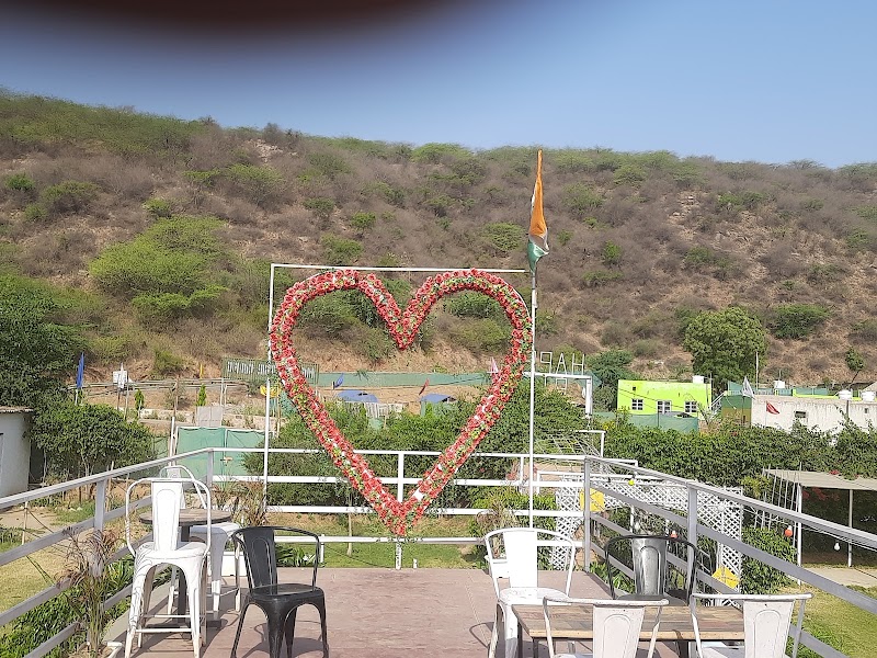 Happy Pie Cafe - Happy Pie Cafe Aravali hills, Pandala, Gurugram, Haryana, 122101, India