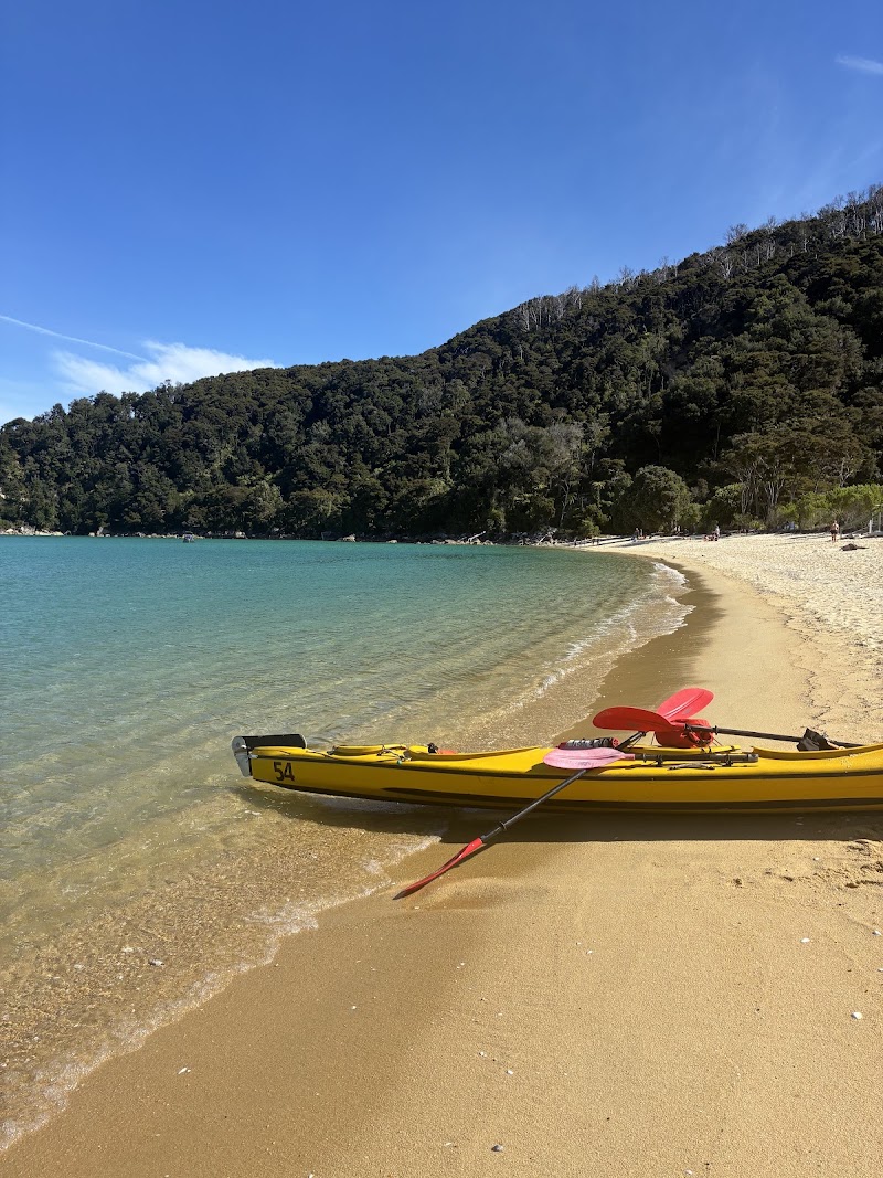 Abel Tasman Centre - Abel Tasman Centre, 229 Sandy Bay-Marahau Road, Mārahau 7197, New Zealand