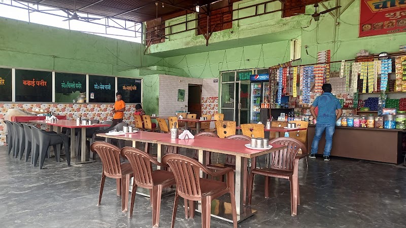 restaurant chaudhary dhaba and family - restaurant chaudhary dhaba and family h 199, vill netrampuri, NH 91, GT Rd, opposite indane gas agency, Sikandrabad, Junedpur, Uttar Pradesh 203205, India