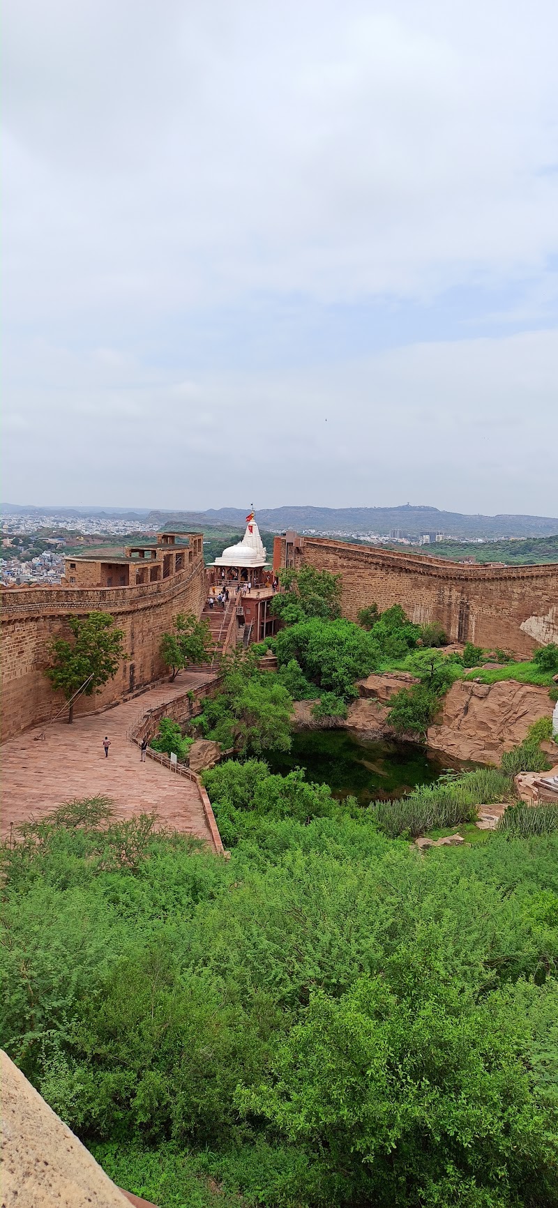 Jai Pol - Jai Pol 72X9+WR7, Sodagaran Mohalla, Jodhpur, Rajasthan 342001, India