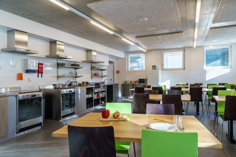 Backpackers Villa Sonnenhof - Hostel Interlaken - Backpackers Villa Sonnenhof - Hostel Interlaken Alpenstrasse 16, 3800 Interlaken, Switzerland
