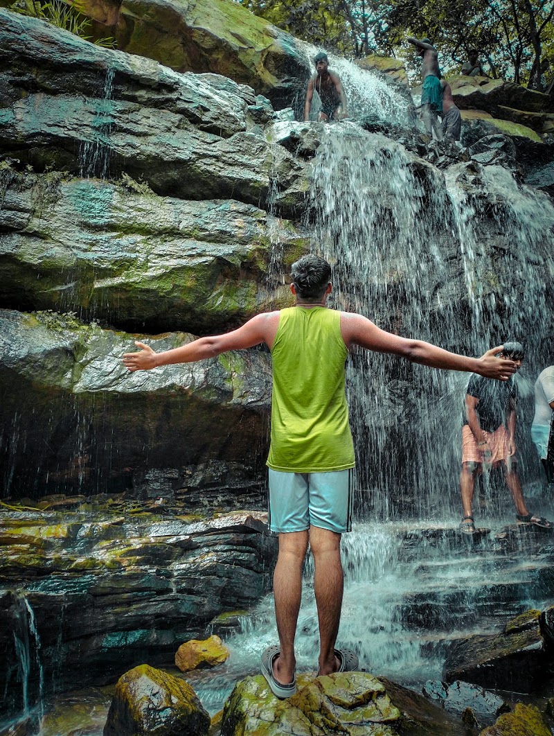 Zero Point Waterfall - Zero Point Waterfall, FM83+CM, Men-Rongong, Sikkim 737116, India