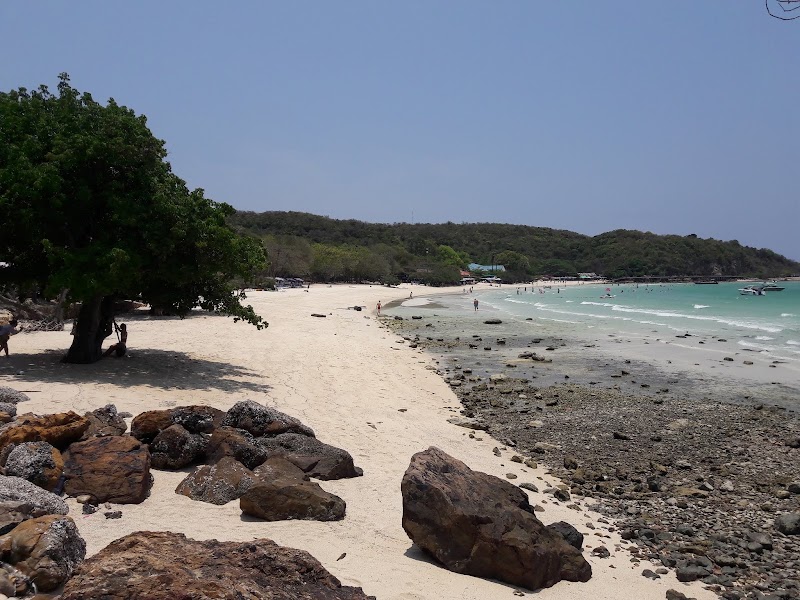 Tien Beach - Tien Beach Tien Beach, Bang Lamung District, Chon Buri 20150, Thailand