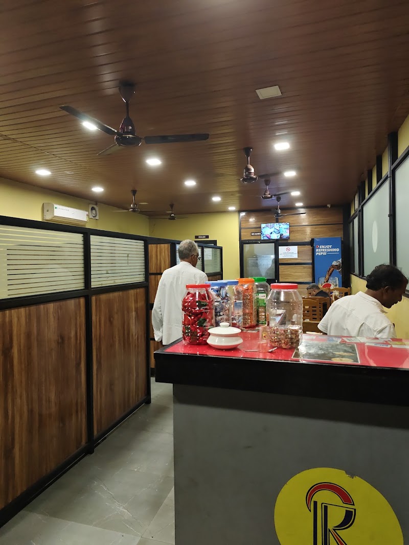 Raidan Mandhi - Raidan Mandhi, 3W74+X2V, Chemmad-Thalappara Rd, Moonniyur, Kerala 676311, India