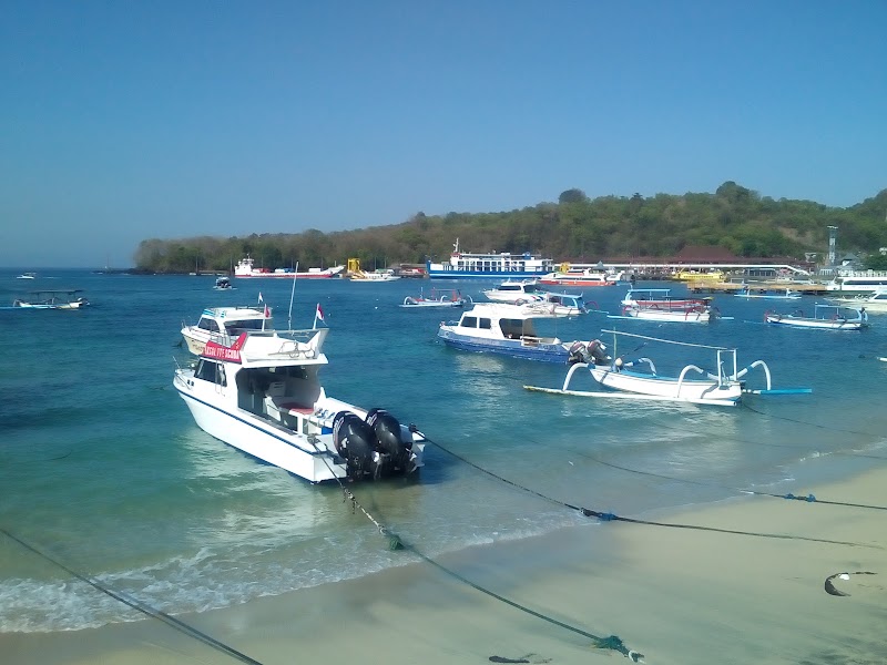 Blue Lagoon Beach - Blue Lagoon Beach, FGC7+365, Jl. Bloo Lagoon, Padangbai, Kec. Manggis, Kabupaten Karangasem, Bali 80871, Indonesia