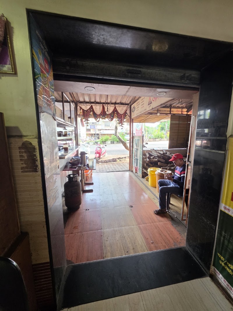 Ahar Restaurant - Ahar Restaurant mal naka, near HP petrol pump, Abhyudhya Nagar, Ratnagiri, Maharashtra 415612, India