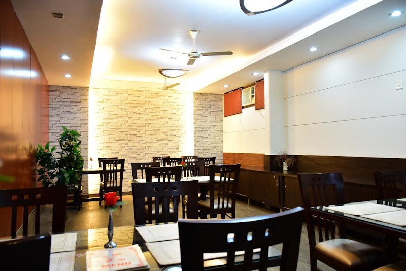 Hotel Windsor Castle - Hotel Windsor Castle 66, Jacaranda Marg, DLF Phase 2, Sector 25, Gurugram, Haryana 122002, India
