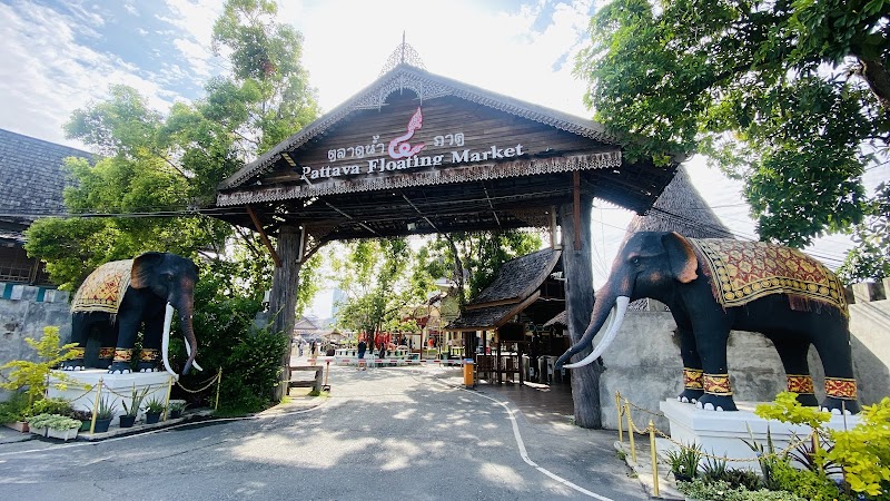 Pattaya Floating Market Gate No.4 - Pattaya Floating Market Gate No.4 VW95+RG4 Unnamed Road Muang Pattaya, Amphoe Bang Lamung, Chang Wat Chon Buri 20150, Thailand