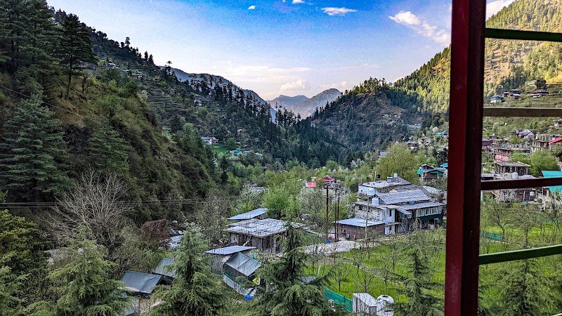 Jibhi Market - Jibhi Market Bus Stop, 305, National Highway, Jibhi, Rashala, Himachal Pradesh 175123, India