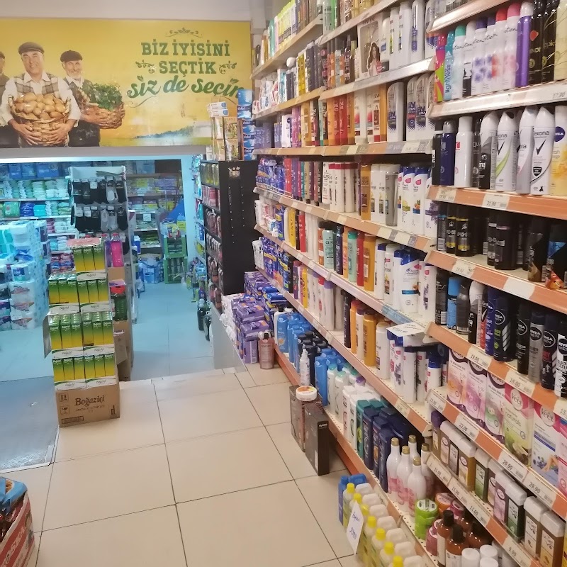 Sadik Et Gida Pazari - Sadik Et Gida Pazari, Koşuyolu, Acıbadem Cad./zeamet Sok. No:13 D:1, 34718 Kadıköy/İstanbul - Asya, Türkiye