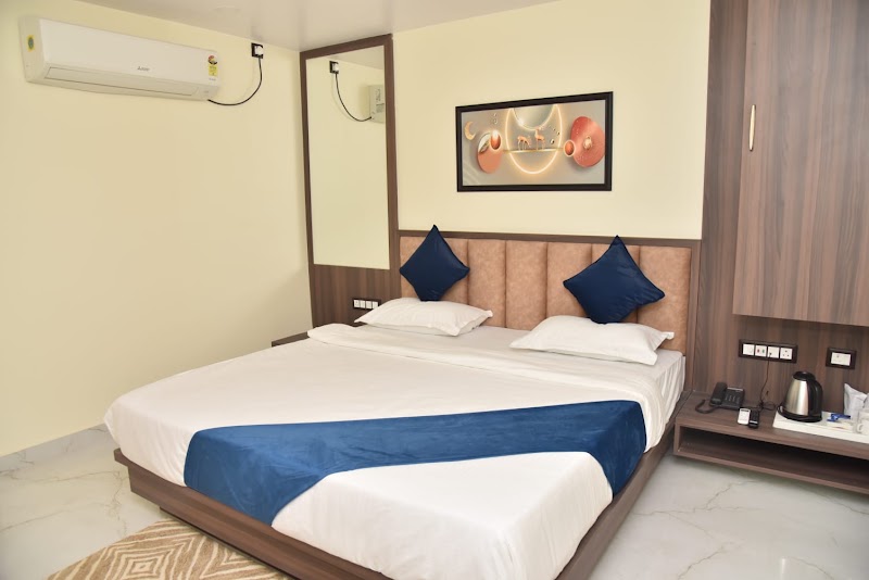 Hotel Soumya sarovar - Hotel Soumya sarovar Motilal Nehru Ward, Naya Para, Jagdalpur, Chhattisgarh 494001, India