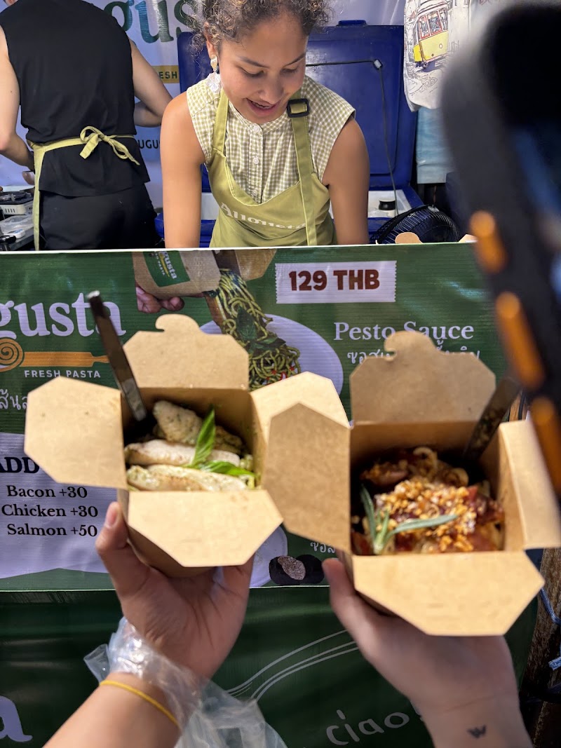 Augusta Fresh Pasta พาสต้าโรมันเส้นสด - Augusta Fresh Pasta พาสต้าโรมันเส้นสด, ตลาดนัดรถไฟ, Thanon Srinagarindra, Khwaeng Nong Bon, Khet Prawet, Krung Thep Maha Nakhon 10250, Thailand
