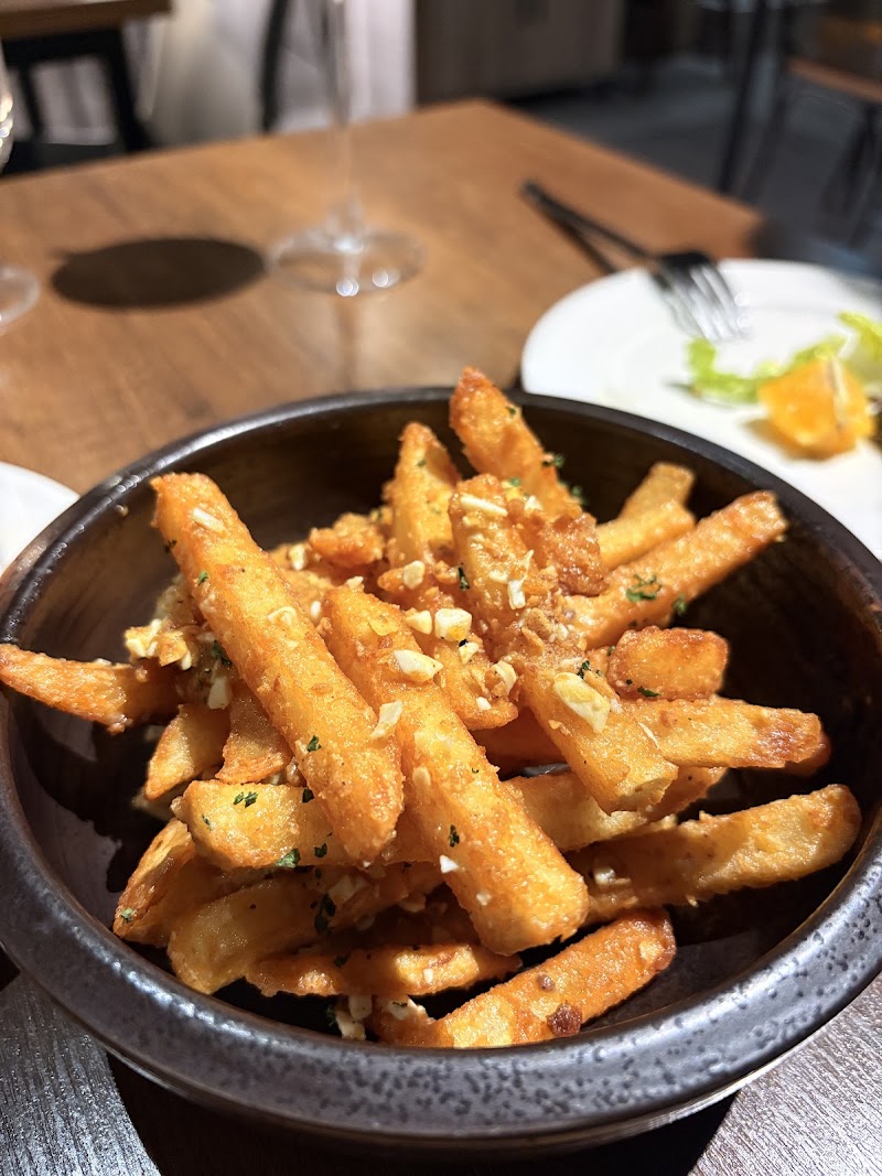 Secret bistro - Secret bistro 104, Taiwan, Taipei City, Zhongshan District, 中山區 Zhongyuan St, 139號1樓