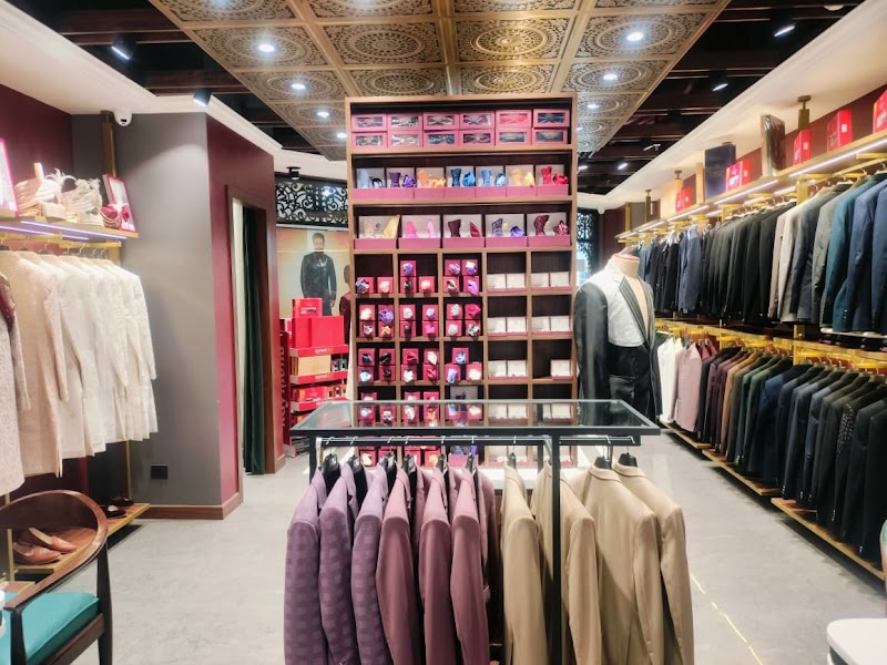 Sri Ram & Son - Metropolis Mall, Gurugram - Sri Ram & Son - Metropolis Mall, Gurugram UGF-040A, MGF Metropolitan Mall, Mehrauli-Gurgaon Rd, Sector 28, Maruti Housing Colony, Gurugram, Haryana 122009, India