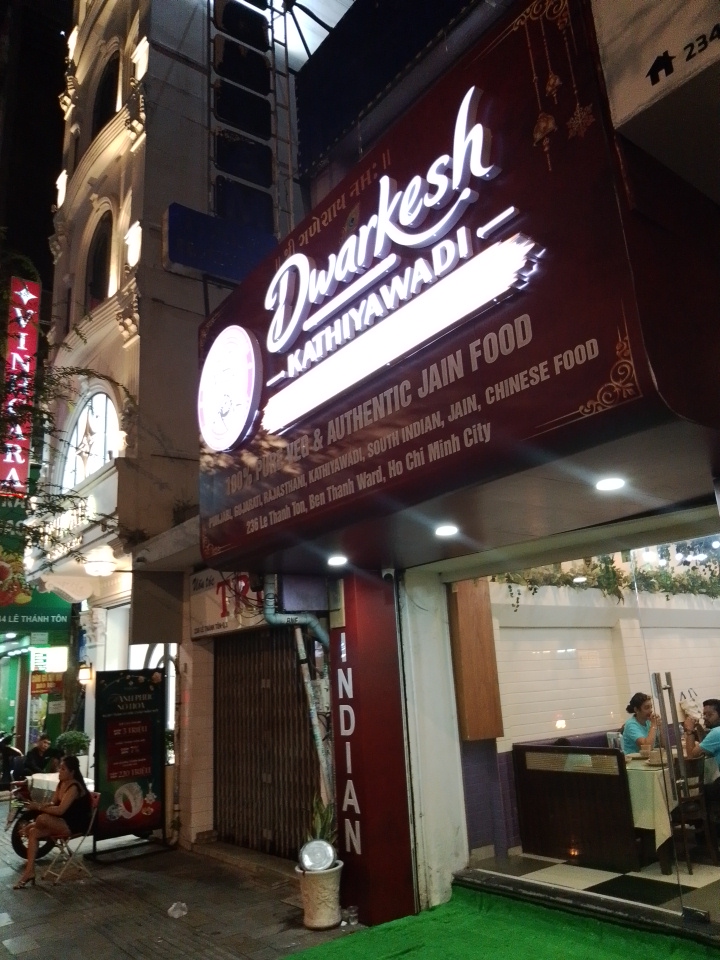 Dwarkesh Kathiyawadi Indian Restaurant - Dwarkesh Kathiyawadi Indian Restaurant 236 Lê Thánh Tôn, P, Bến Thành, Hồ Chí Minh 70000, Vietnam