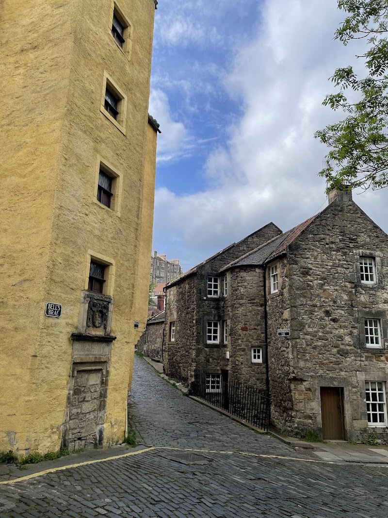 Dean Village Edinburgh - Dean Village Edinburgh, Dere House, Damside, Edinburgh EH4 3BB, UK
