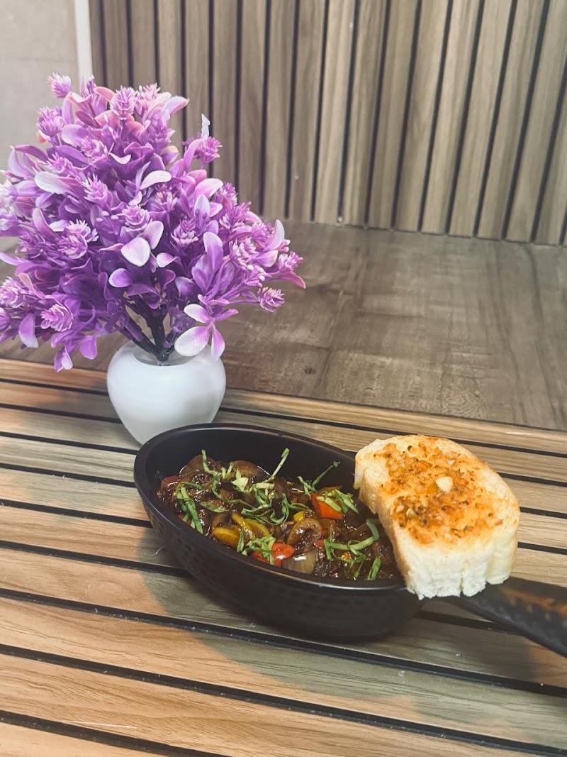 Peppery cafe - Peppery cafe Shop no 50, ground floor, SAI INFOTECH, RB Mehta Marg, Saibaba Nagar, patel chowk, Ghatkopar East, Mumbai, Maharashtra 400077, India