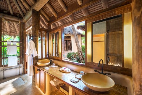 The Naka Island, a Luxury Collection Resort & Spa, Phuket - The Naka Island, a Luxury Collection Resort & Spa, Phuket 32 Moo 5 Tambol Paklok, Amphur Thalang, Naka Yai Island, Tambon Pa Klok, Phuket, Chang Wat Phuket 83110, Thailand