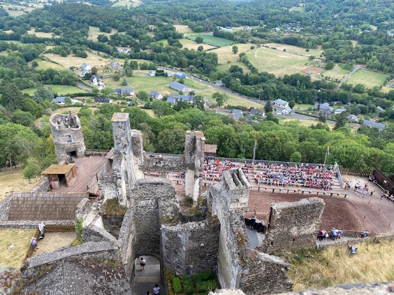 Murol Castle - Murol Castle Rue du Château, 63790 Murol, France