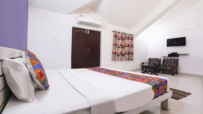 FabHotel Triple Beach House - FabHotel Triple Beach House, H No 170 1 And 170 2, Colva - Benaulim Rd, near Dando Ground, Pedda, Sernabatim, Goa, 403718, India