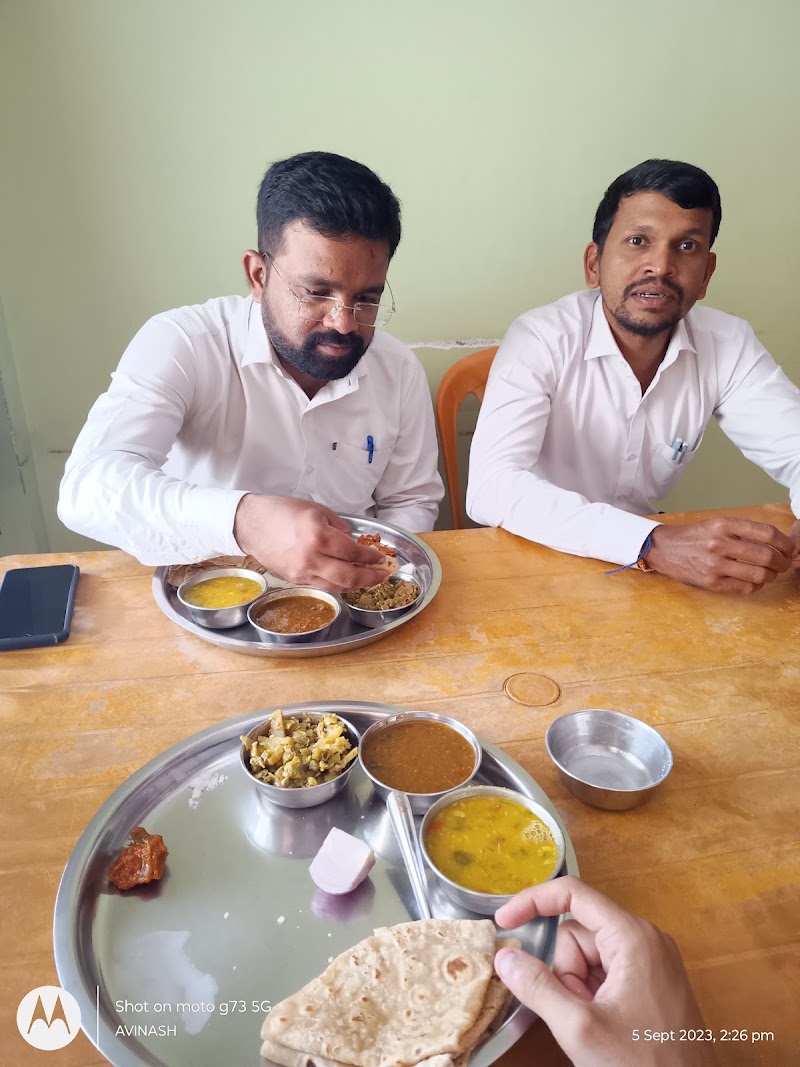 Varad cateres - Varad cateres Near Congress Bhuvan, Back side of prabha hotel, Gandhi Colony, Tilak Ali, Ratnagiri, Maharashtra 415612, India