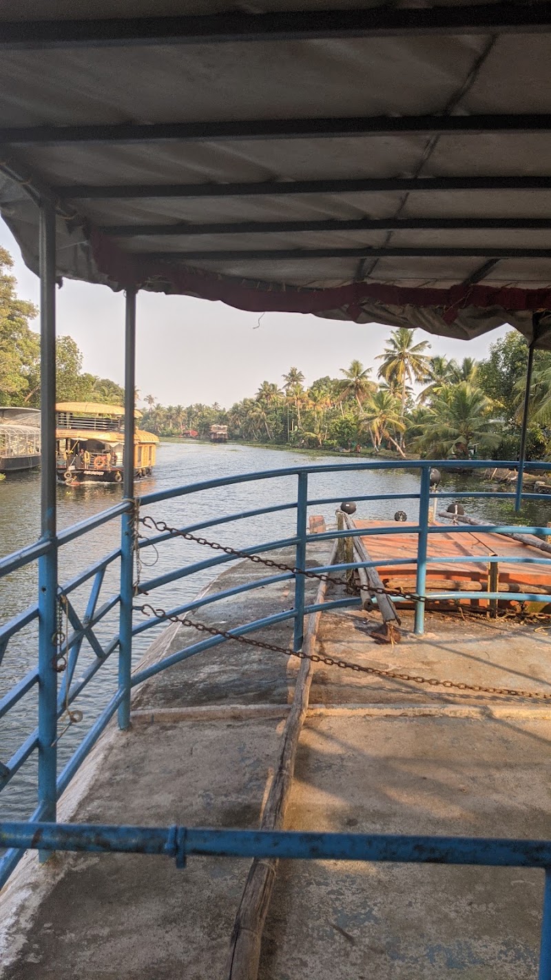 Bus Stand Jetty - Bus Stand Jetty, F8XX+X9J, Boat Jetty Rd, Mullakkal, Alappuzha, Kerala 688011, India