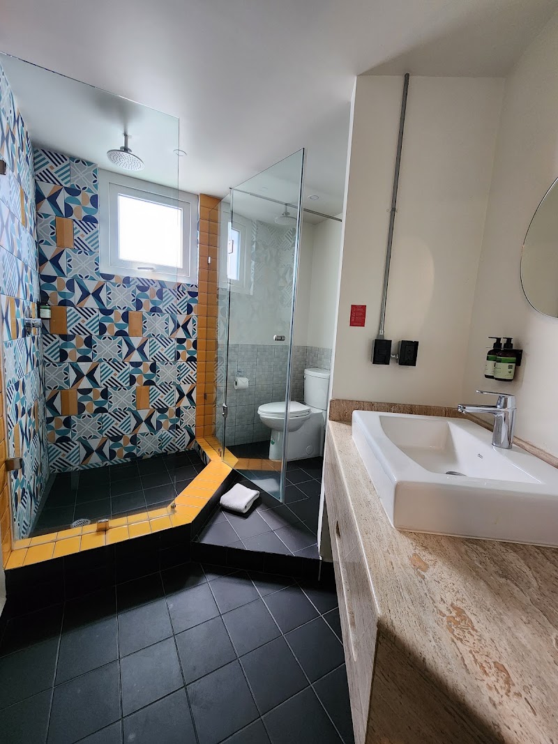Hotel Estancias VIVE MX cuauhtémoc, Trademark by Wyndham - Hotel Estancias VIVE MX cuauhtémoc, Trademark by Wyndham Cto. Interior Melchor Ocampo 336, Cuauhtémoc, 06500 Ciudad de México, CDMX, Mexico