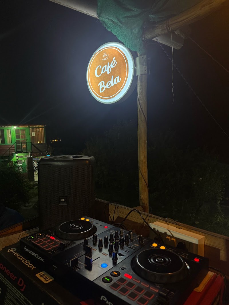 Cafe Bela - Cafe Bela Cafe Bela, Dannyyy’s Riverside Cottage, Jibhi, Rashala, Himachal Pradesh 175123, India