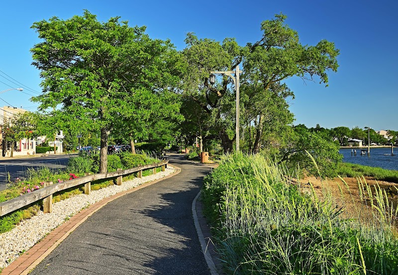 Bay Walk Park