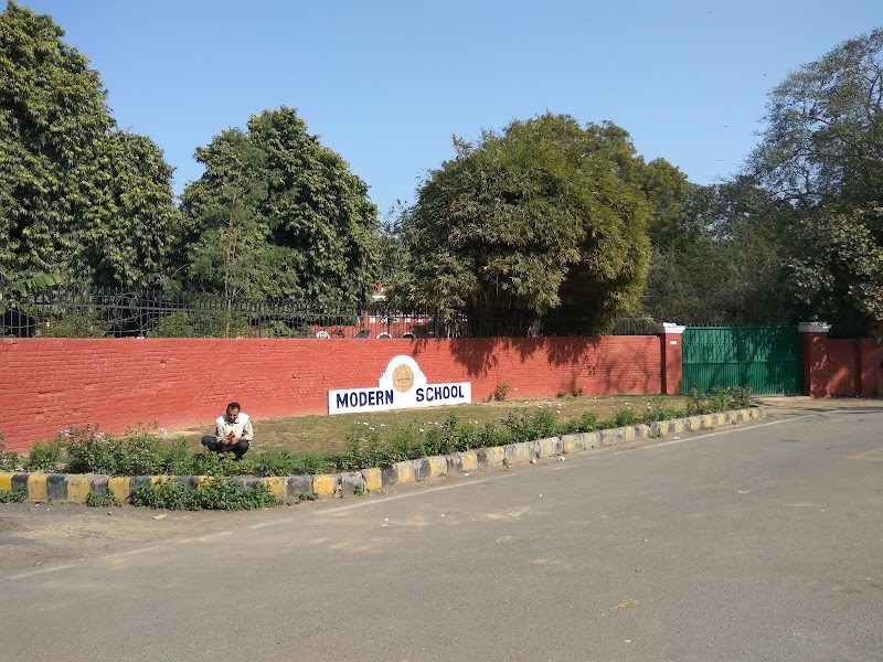 Modern School - Modern School, J6HH+MMC, Barakhamba Rd, Todermal Road Area, Mandi House, New Delhi, Delhi 110001, India
