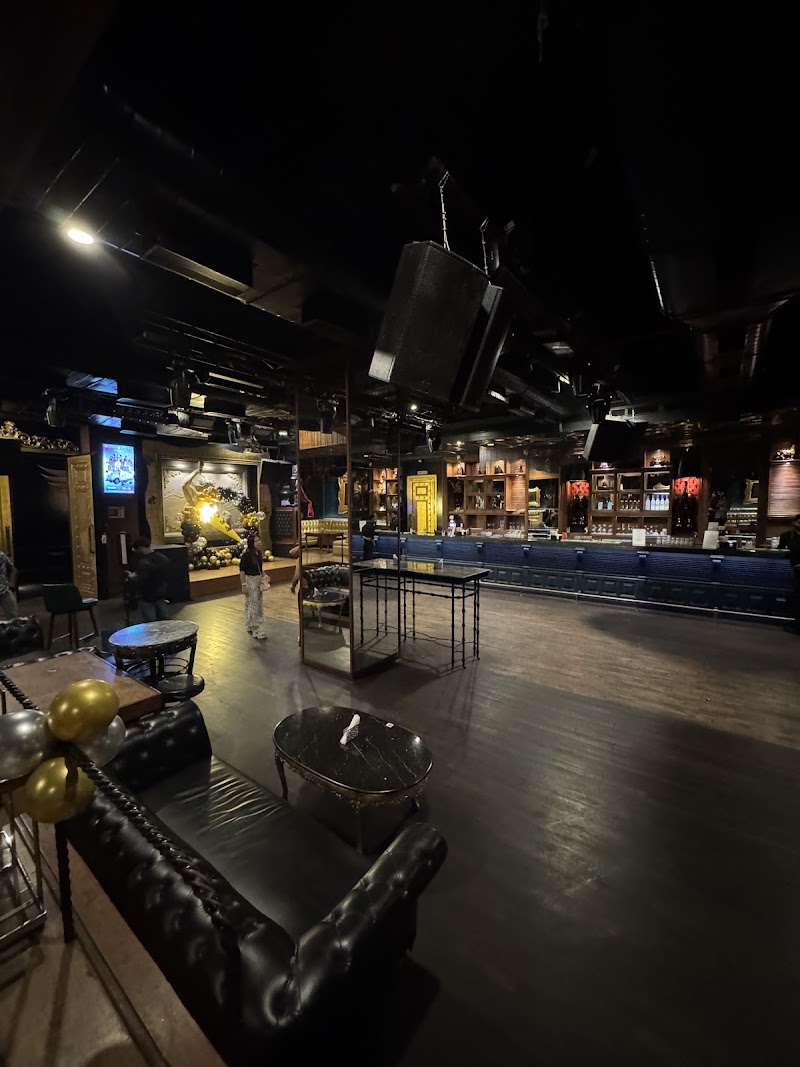 Matahaari Nightclub - Matahaari Nightclub, Atria-The Millennium Mall, Dr Annie Besant Rd, Lotus Colony, Worli, Mumbai, Maharashtra 400018, India