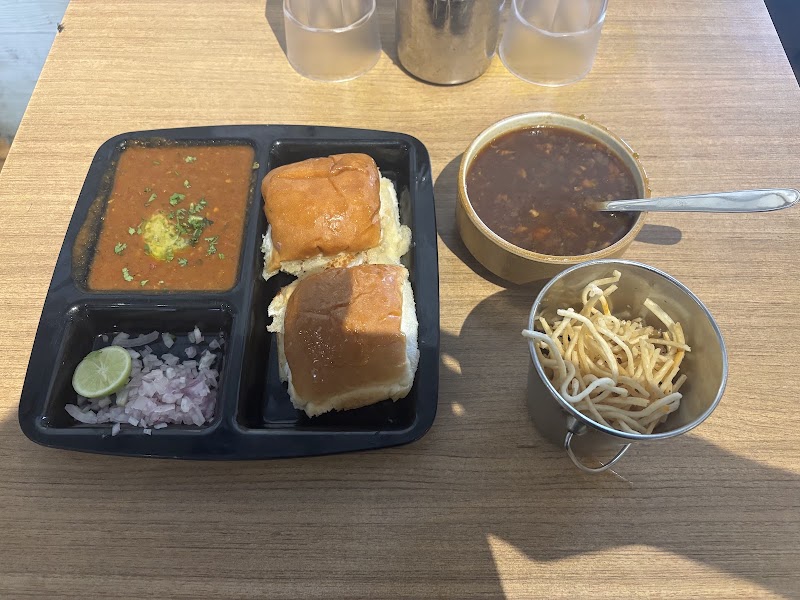 Kailash Parbat - Pure Vegetarian Restaurant - Kailash Parbat - Pure Vegetarian Restaurant Door no :59 A, Main, Commercial Rd, behind Chelaram Departmental Store, Upper Bazar, Ooty, Tamil Nadu 643001, India