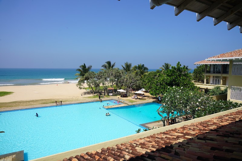 Ahungalla Beach - Ahungalla Beach, 826J+5GR, Rajapaksha Mawatha, Ahungalla 80562, Sri Lanka