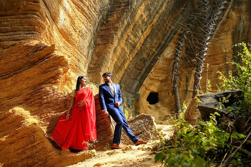 Naida Caves
