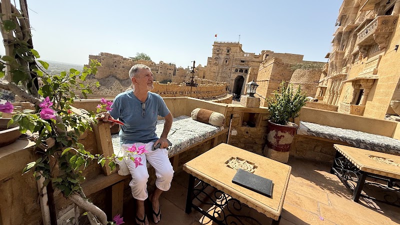Mud Mirror Guest House - Mud Mirror Guest House, On fort, near Jain temple, Dhibba Para, Manak Chowk, Amar Sagar Pol, Jaisalmer, Rajasthan 345001, India