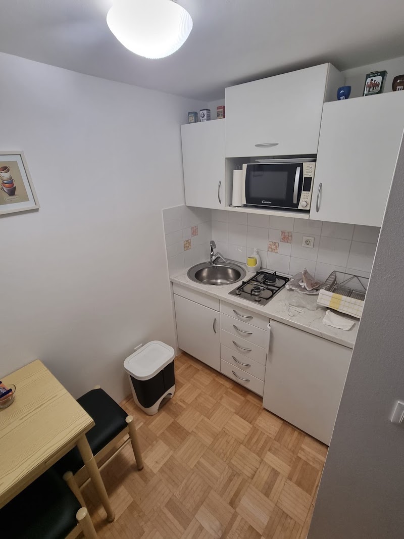 Luxury Studio Apartments - Luxury Studio Apartments, Vipavska ulica 26, 1000 Ljubljana, Slovenia