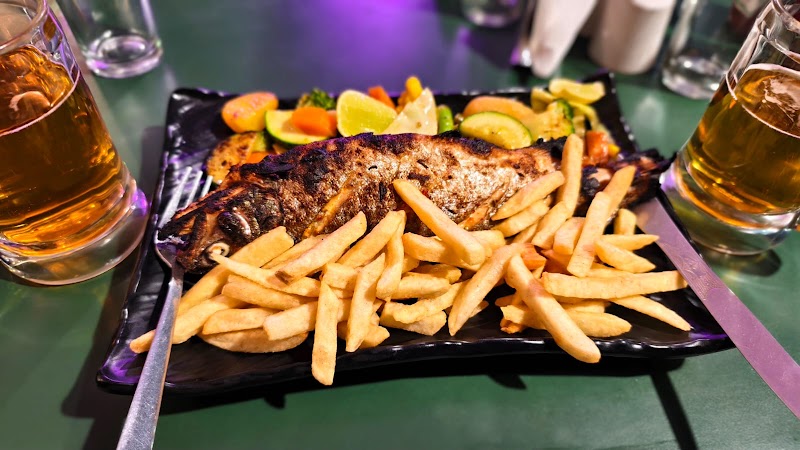 Mount View Noodles Restaurant - Mount View Noodles Restaurant Mall Rd, Model Town, Siyal, Manali, Himachal Pradesh 175131, India