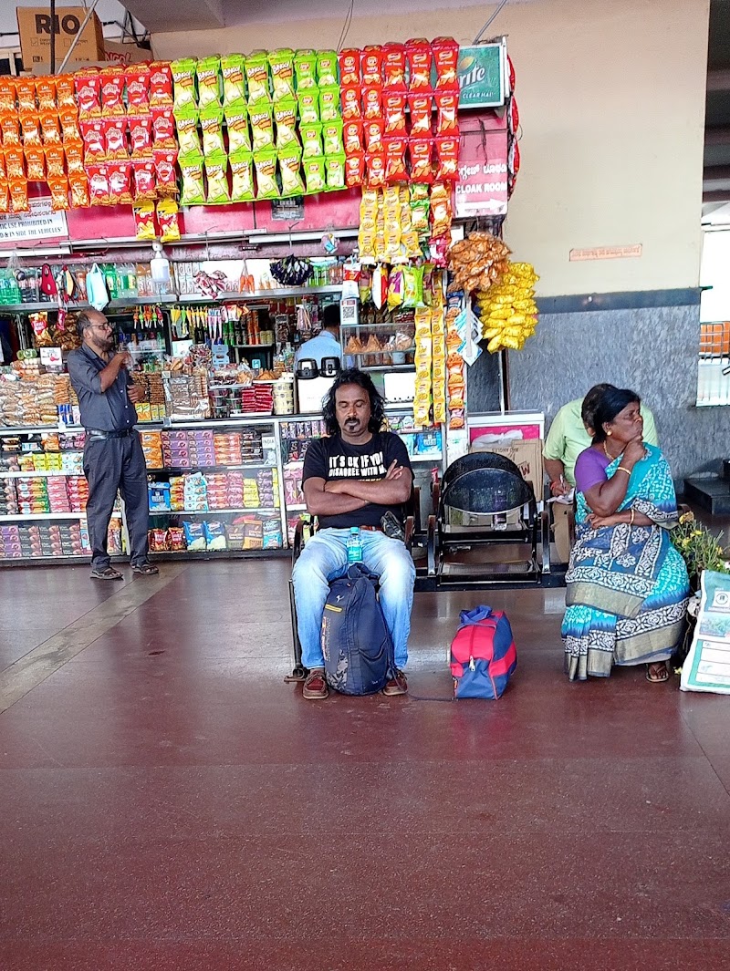 Mysore Bus Stand - Mysore Bus Stand, 8M75+9GM, Lashkar Mohalla, Mandi Mohalla, Mysuru, Karnataka 570001, India