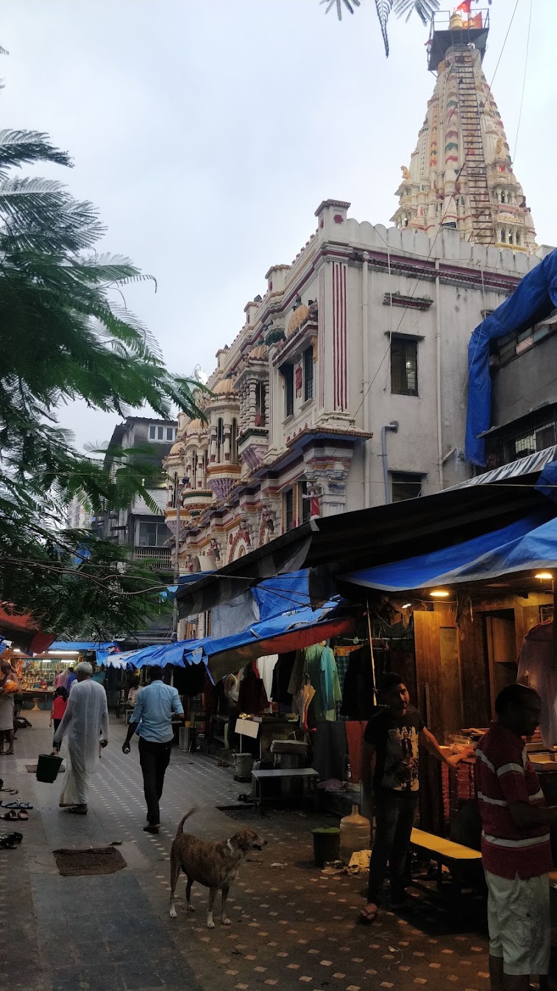 Mumbadevi Sweet Mart - Mumbadevi Sweet Mart A-B 166, Mumba Devi Marg, Mumbadevi Compound, Mumbadevi Area, Bhuleshwar, Mumbai, Maharashtra 400002, India