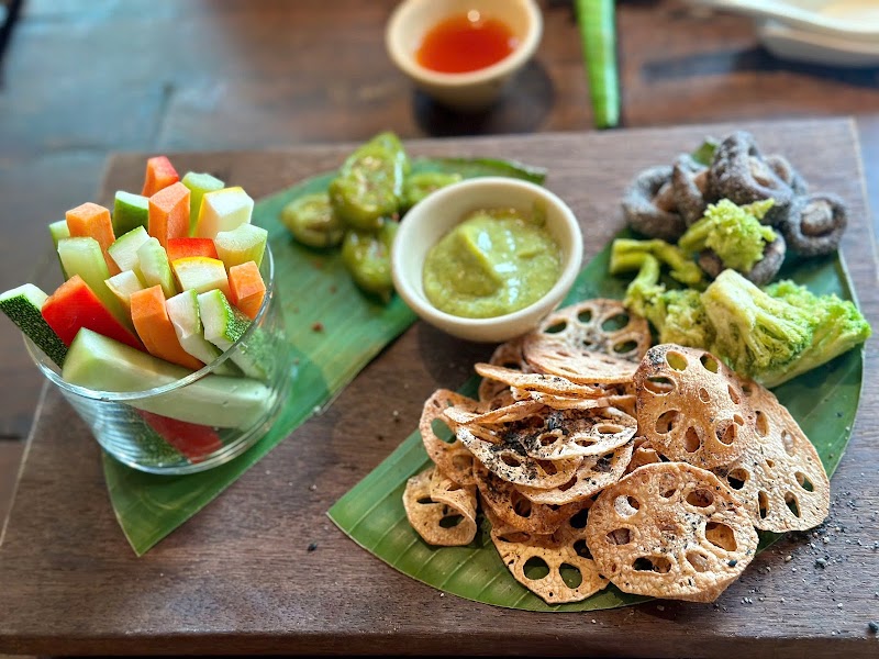 Hum Lounge - Hum Lounge, 34 Võ Văn Tần, Xuân Hòa, Hồ Chí Minh 70000, Vietnam