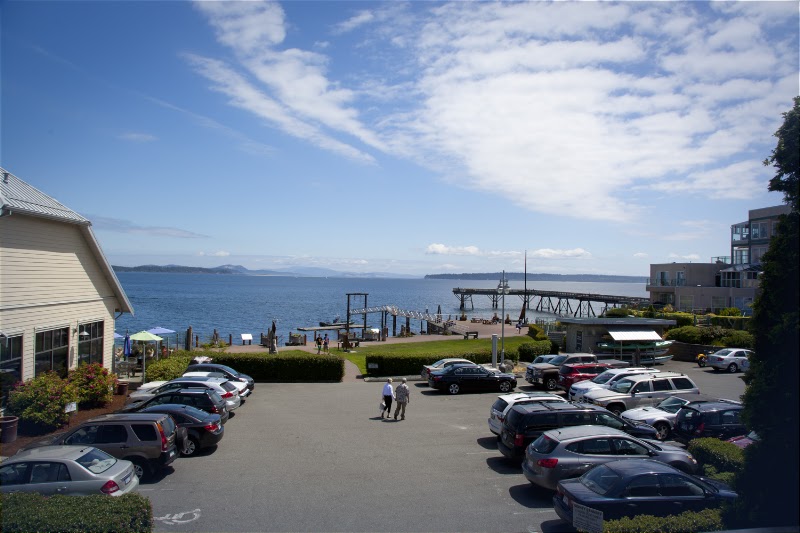 Sidney Waterfront Inn & Suites - Sidney Waterfront Inn & Suites 9775 First St, Sidney, BC V8L 1W5, Canada
