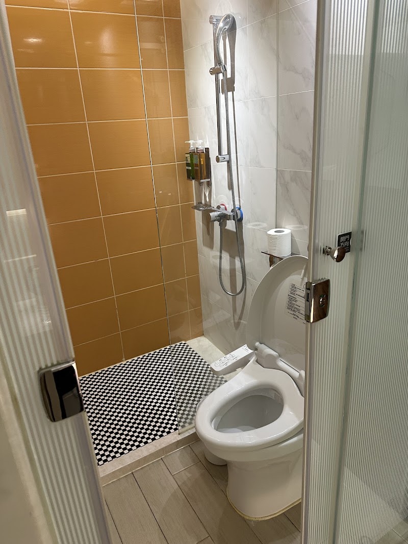 i hotel電競時租旅館 - i hotel電競時租旅館 320, Taiwan, Taoyuan City, Zhongli District, Xingnan Village, Section 1, Zhongmei Rd, 18號5樓