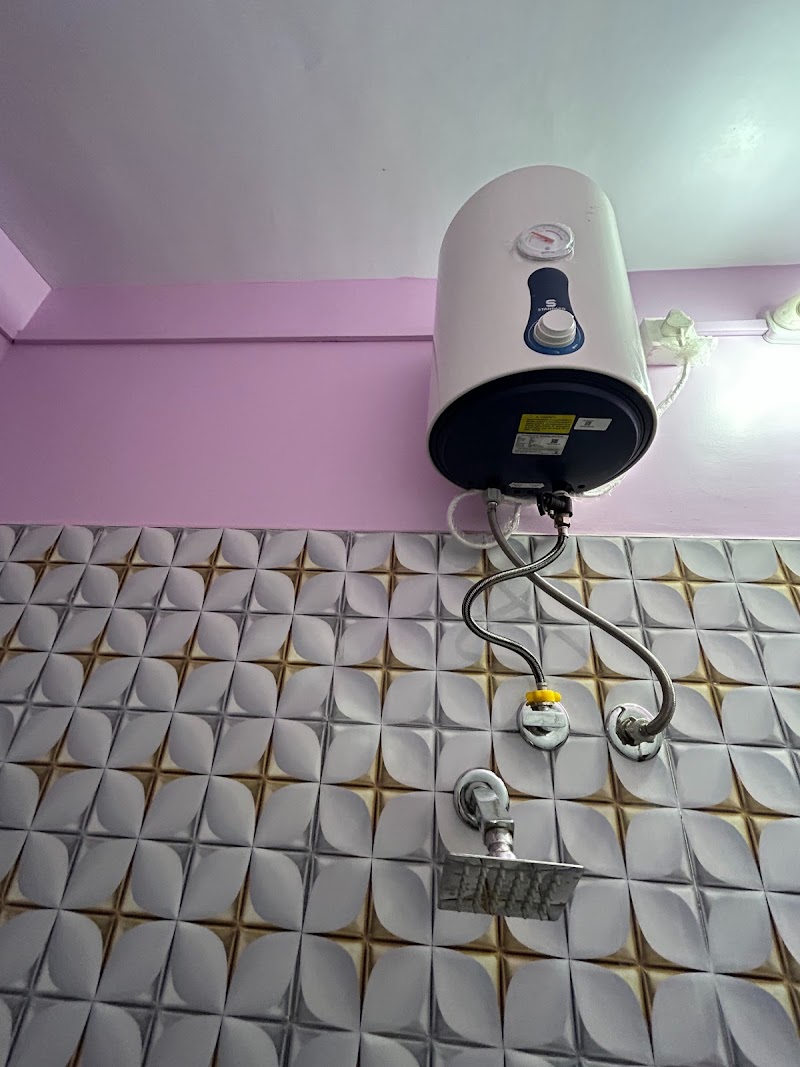 Hotel Shri Kunj - Hotel Shri Kunj Chintaman Road, opposite Gyan Sagar Global Academy, near Mahakal Mandir / Temple, Jaisinghpura, Ujjain, Madhya Pradesh 456010, India