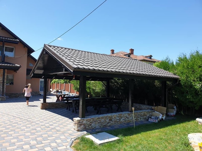 Brașov - Brașov, Bloc 717, Str. Brașov 24, 061449 București, Romania