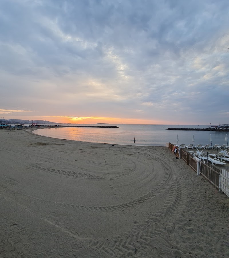 Plage du Sable d'Or - Plage du Sable d'Or Av. du Général de Gaulle, 06210 Mandelieu-la-Napoule, France